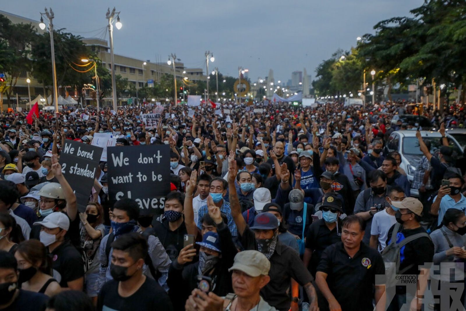 曼谷續有反政府示威