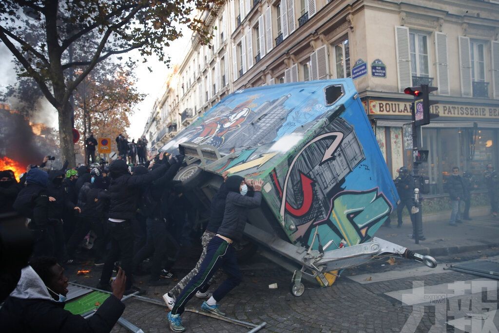 法國70個城市爆發示威