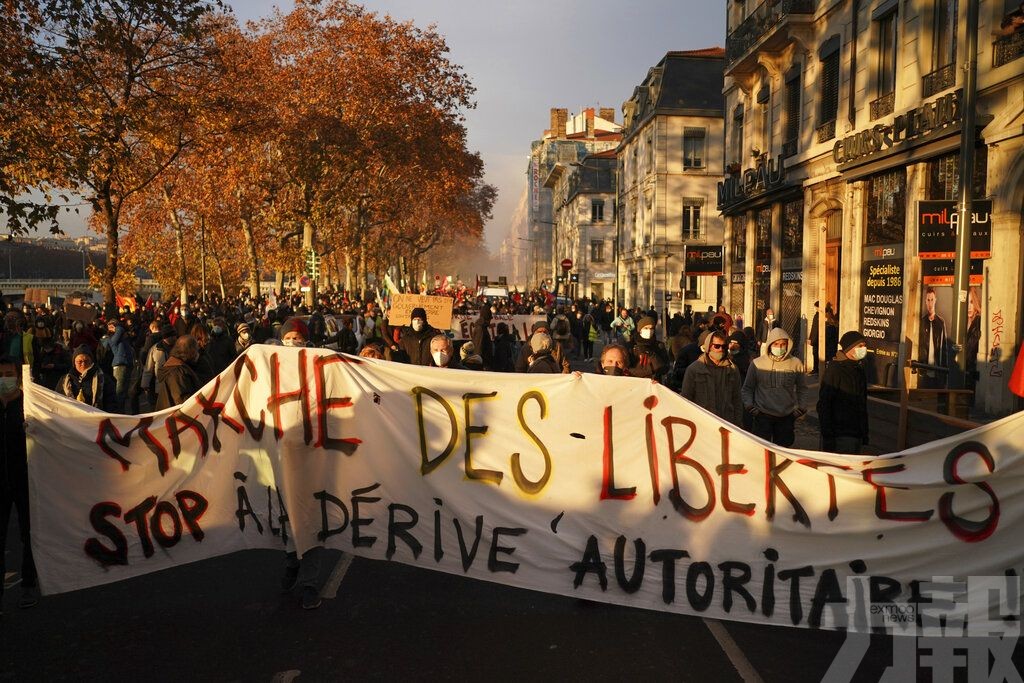 法國巴黎馬賽等多地爆發示威