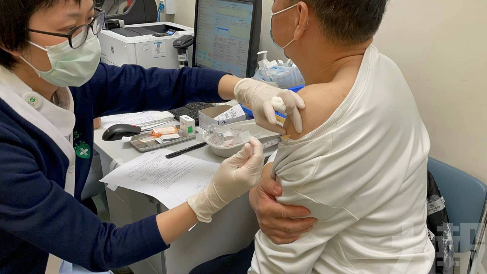 ​政府今起為本澳居民接種新冠疫苗
