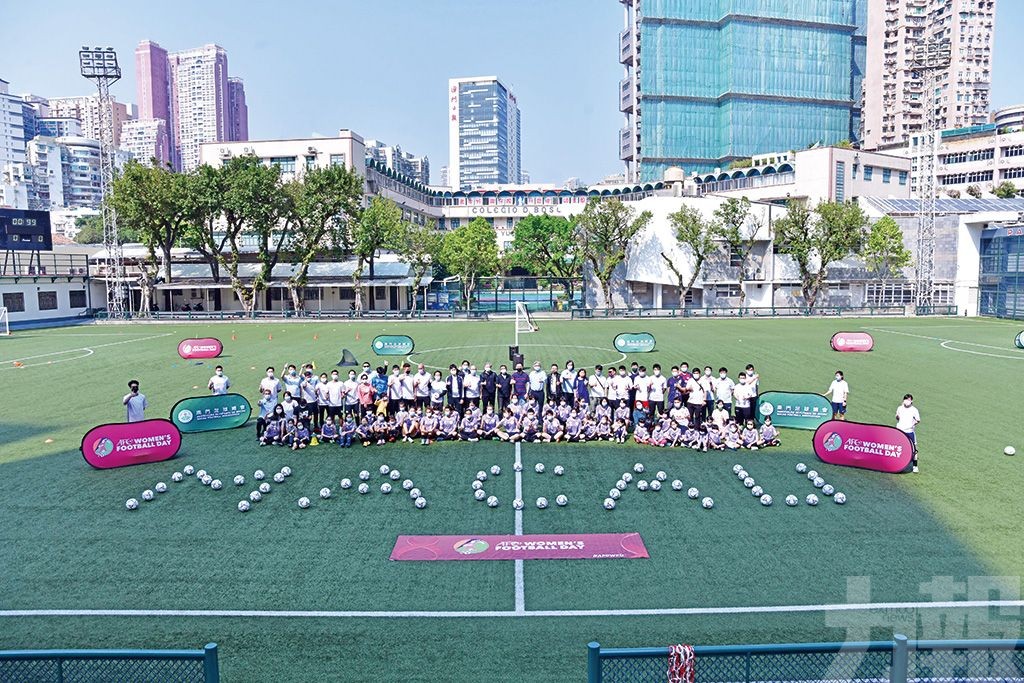 逾70女將女子足球日展示球技