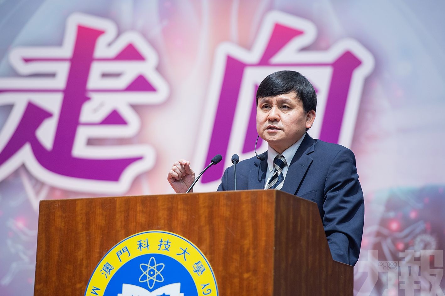 張文宏：疫苗是重新開放唯一渠道