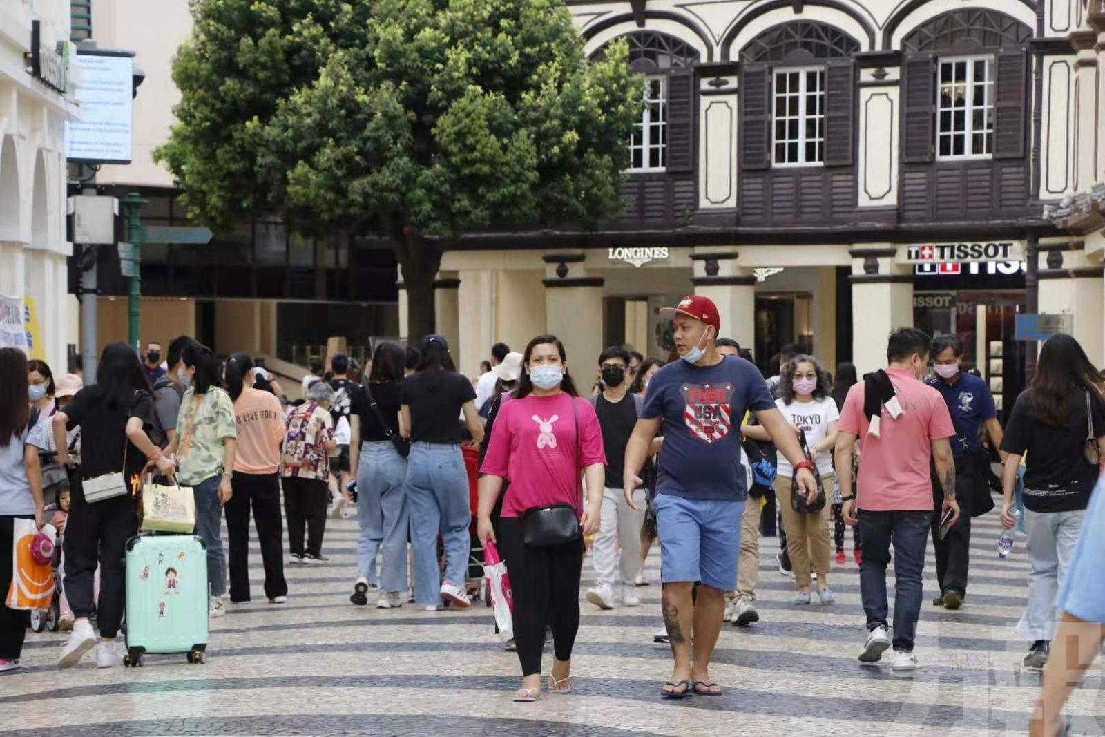 惟商家呻「旺丁唔旺財」