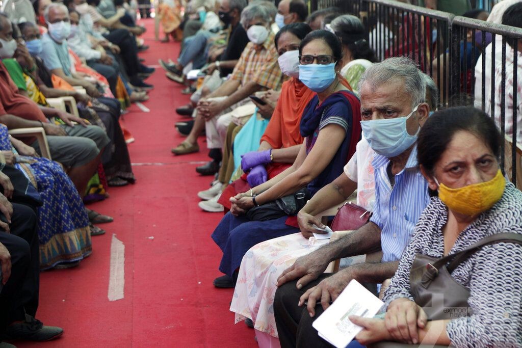 美國首批緊急抗疫物資運抵印度