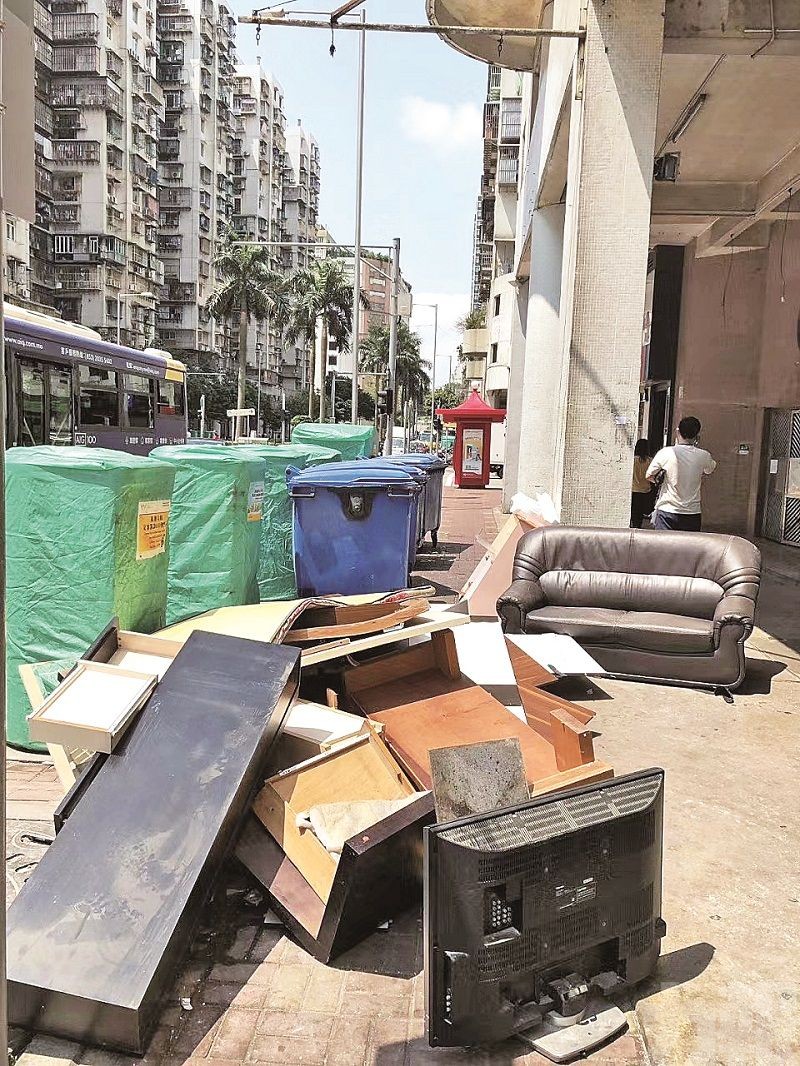 破垃圾圍城 大型垃圾隨街棄置需雙管齊下