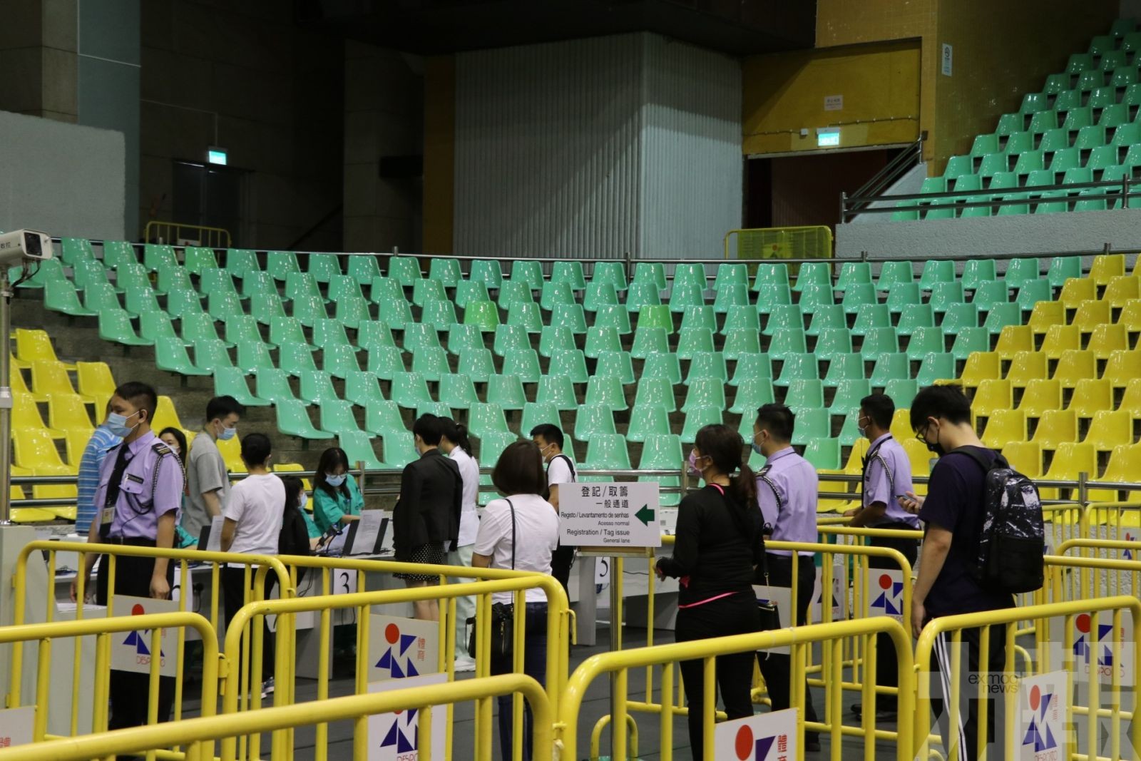 首一小時逾30人完成接種