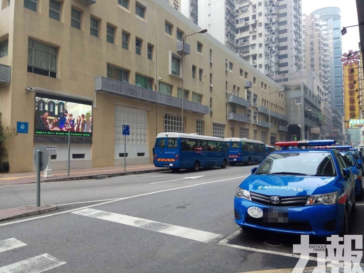 19歲青年觸碰事主大腿被揭發