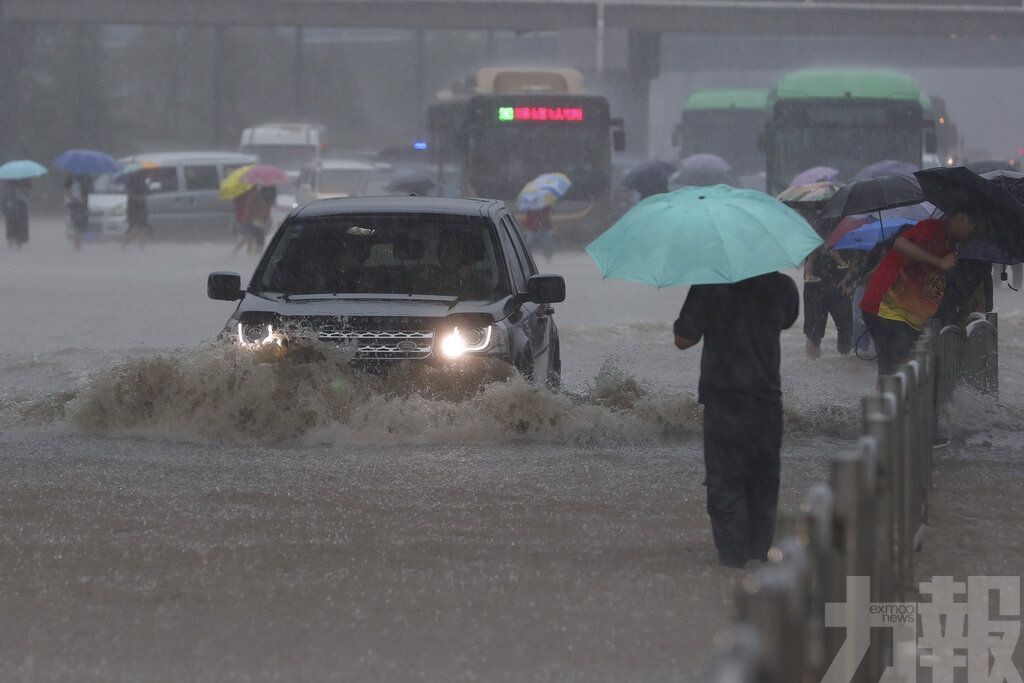 河南多地嚴重水浸28萬人受災 鄭州史上最強降雨釀12死 - 澳門力報官網