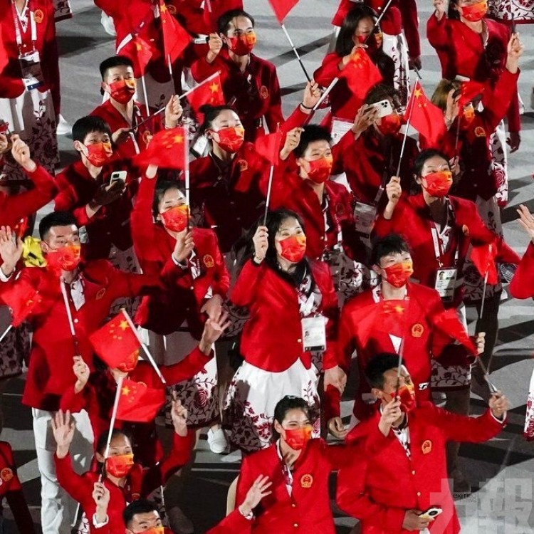 中國代表團亮相東京奧運會