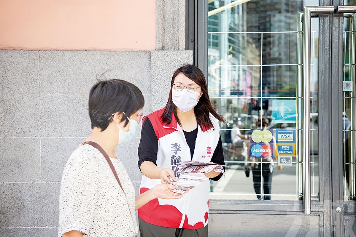 預留土地興建長者公寓及夾屋