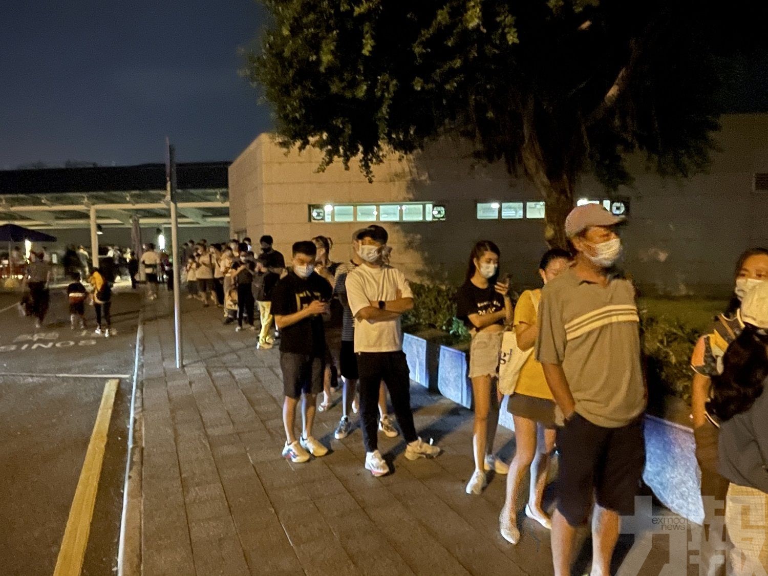 市民在各檢測站均可選擇經口咽採樣