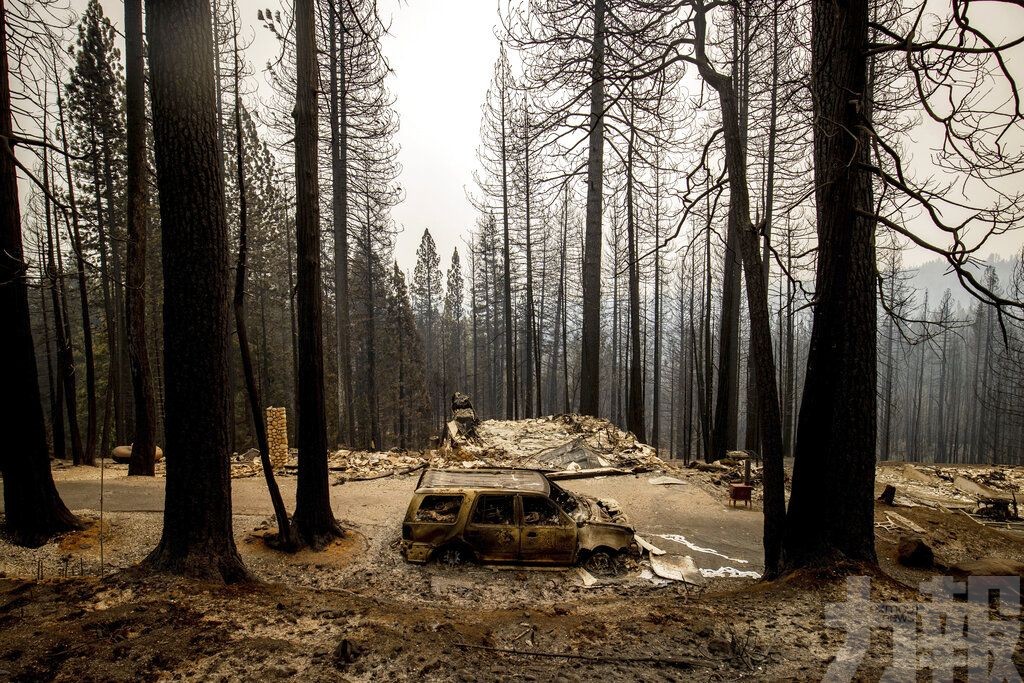 美國北加州山火燒毀一小鎮