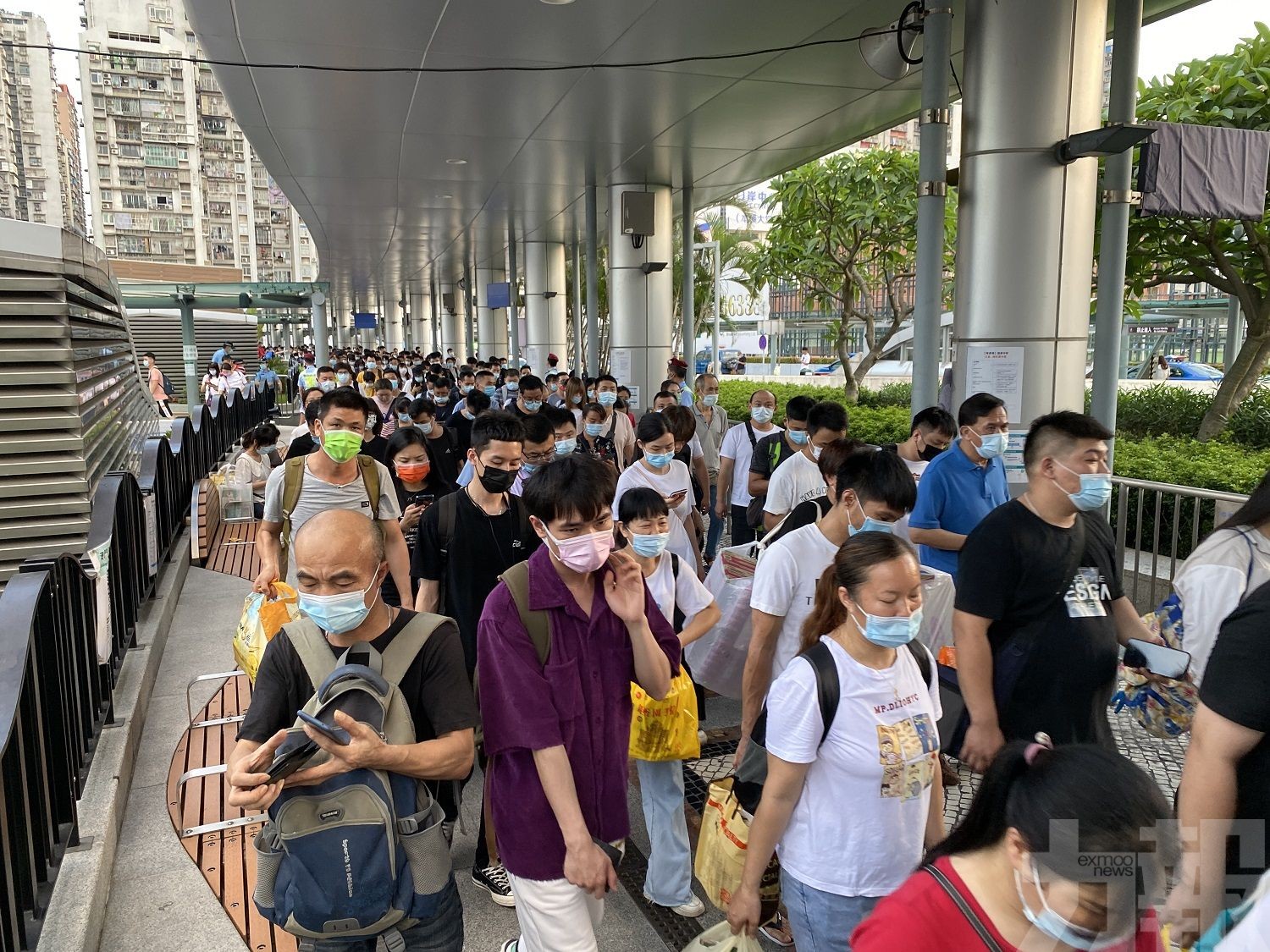 粵澳口岸出入境須7天有效核酸陰性