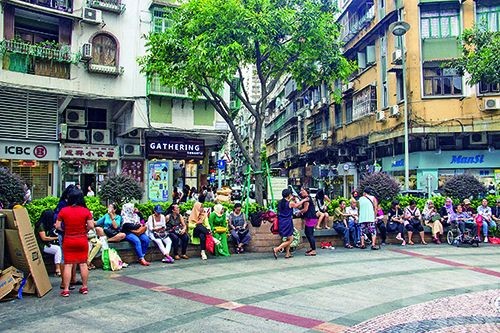 倡效仿香港放寬入境限制