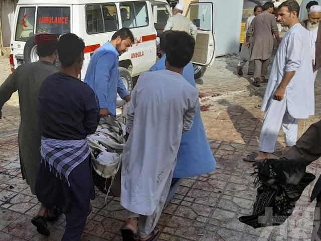 阿富汗清真寺炸彈襲擊致過百死
