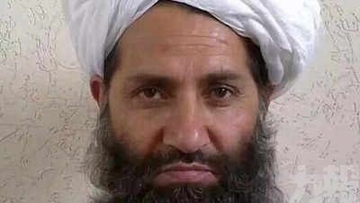 塔利班領導人阿洪扎達5年來首露面