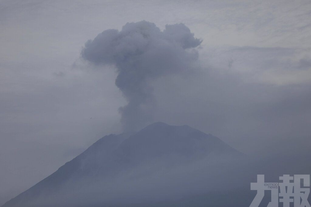 印尼塞梅魯火山爆發釀13死