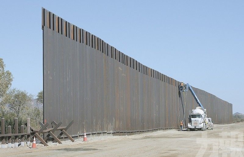 德州自費建美墨邊境圍牆