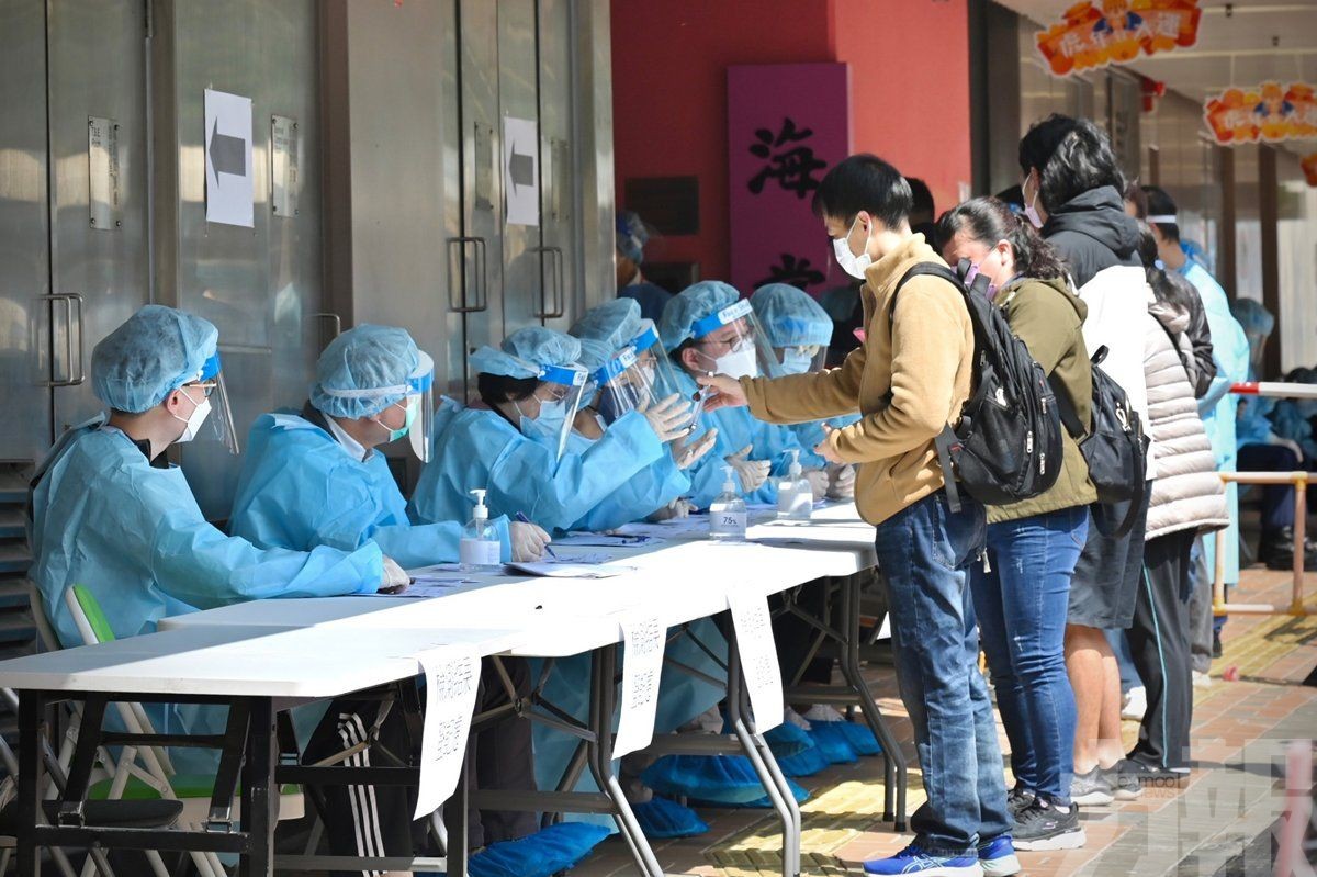 消息指香港新增至少3,000初步確診