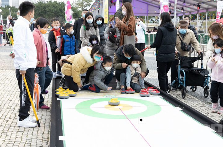 演藝唱將搖滾勁旅火熱獻演