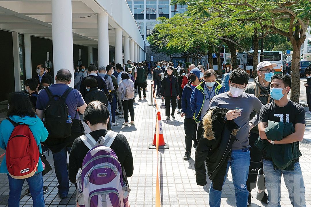 香港確診個案首破2,000