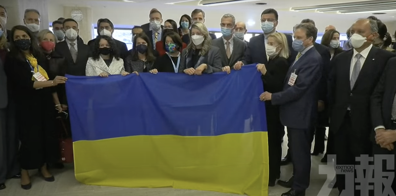 多國外交代表離席撐烏克蘭