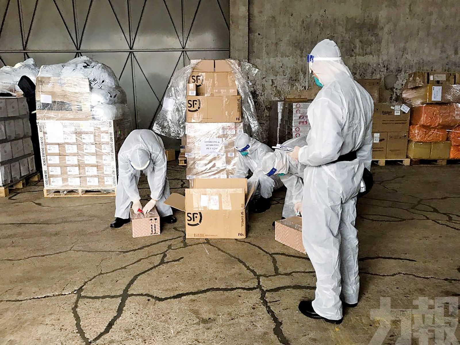 海關內港撿值18.7萬「水貨」護膚品