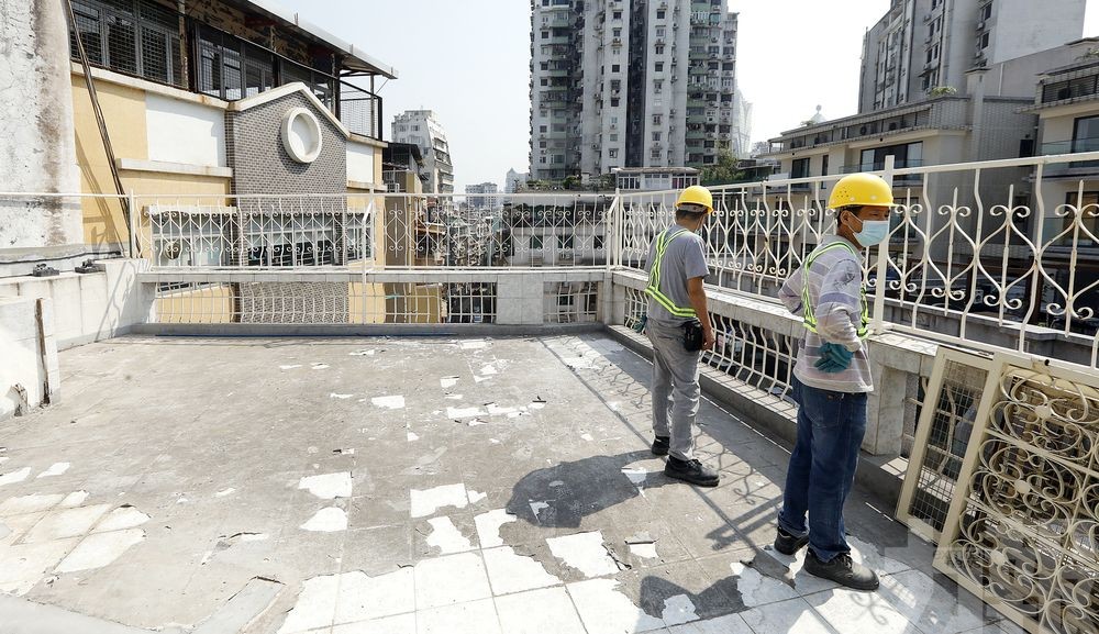 清拆高樓街大廈天台僭建物