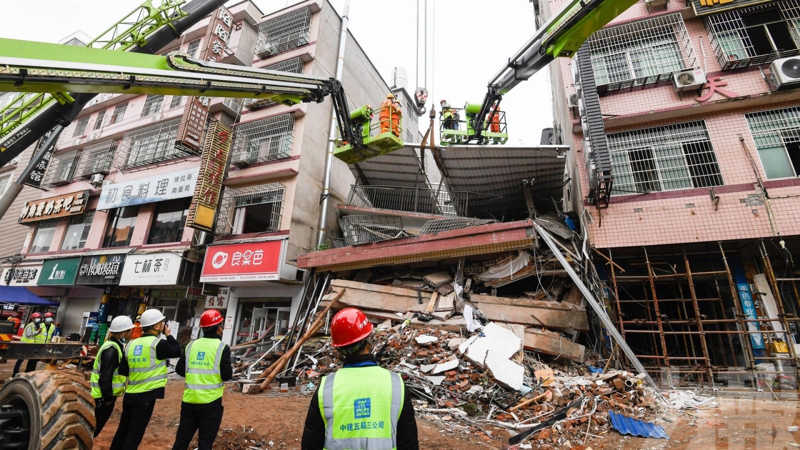 湖南長沙塌樓事件增至26死