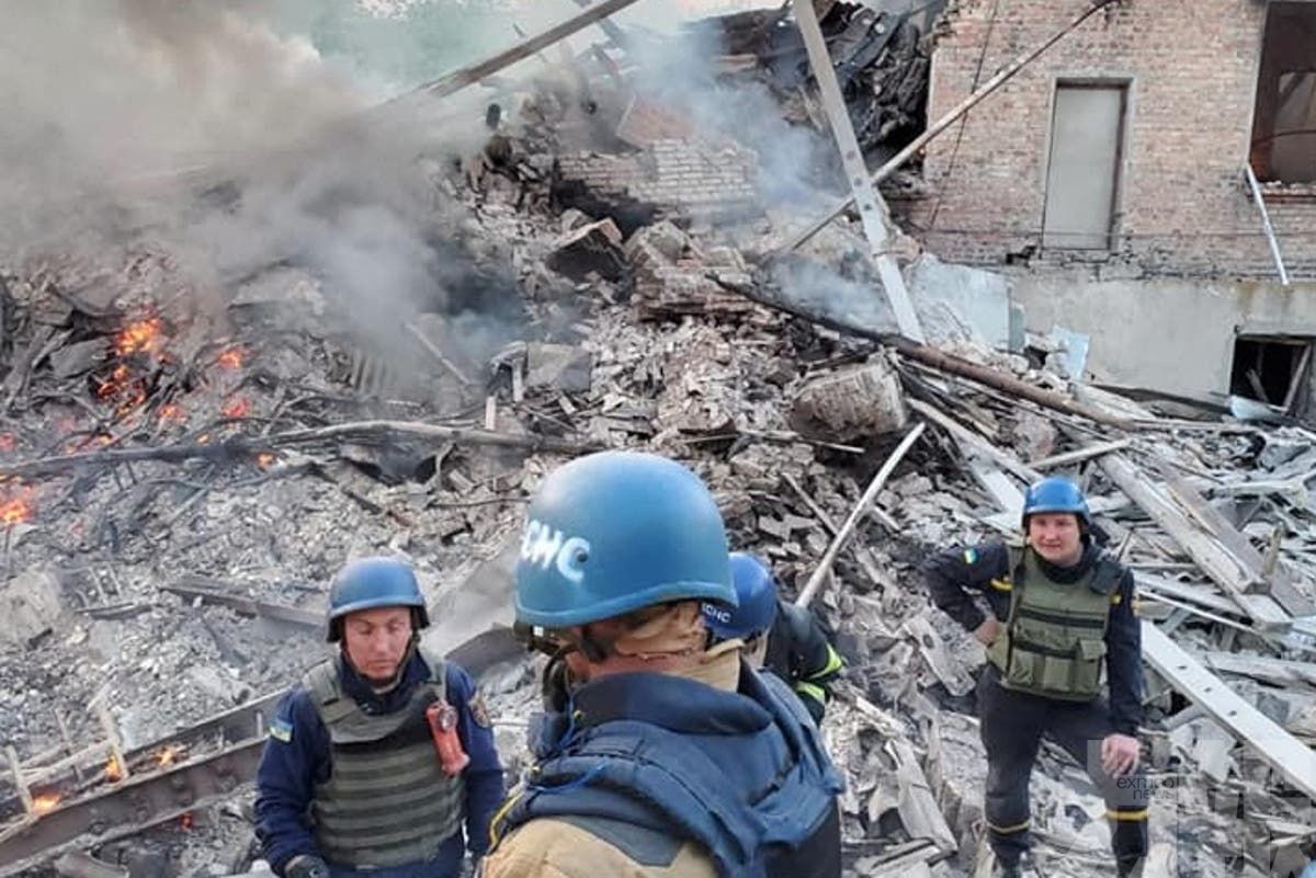 烏官員：俄軍轟炸避難學校