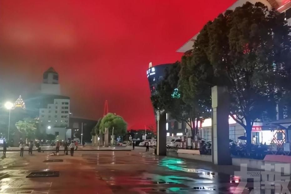 福建福州再現紅色天象