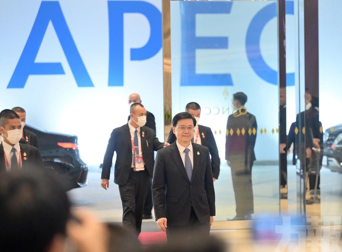 APEC期間曾與習近平交談