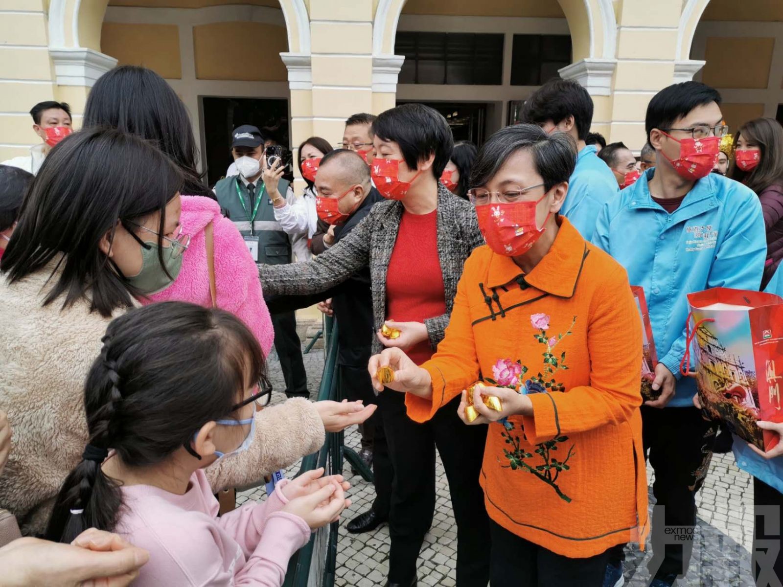 市民旅客共歡欣