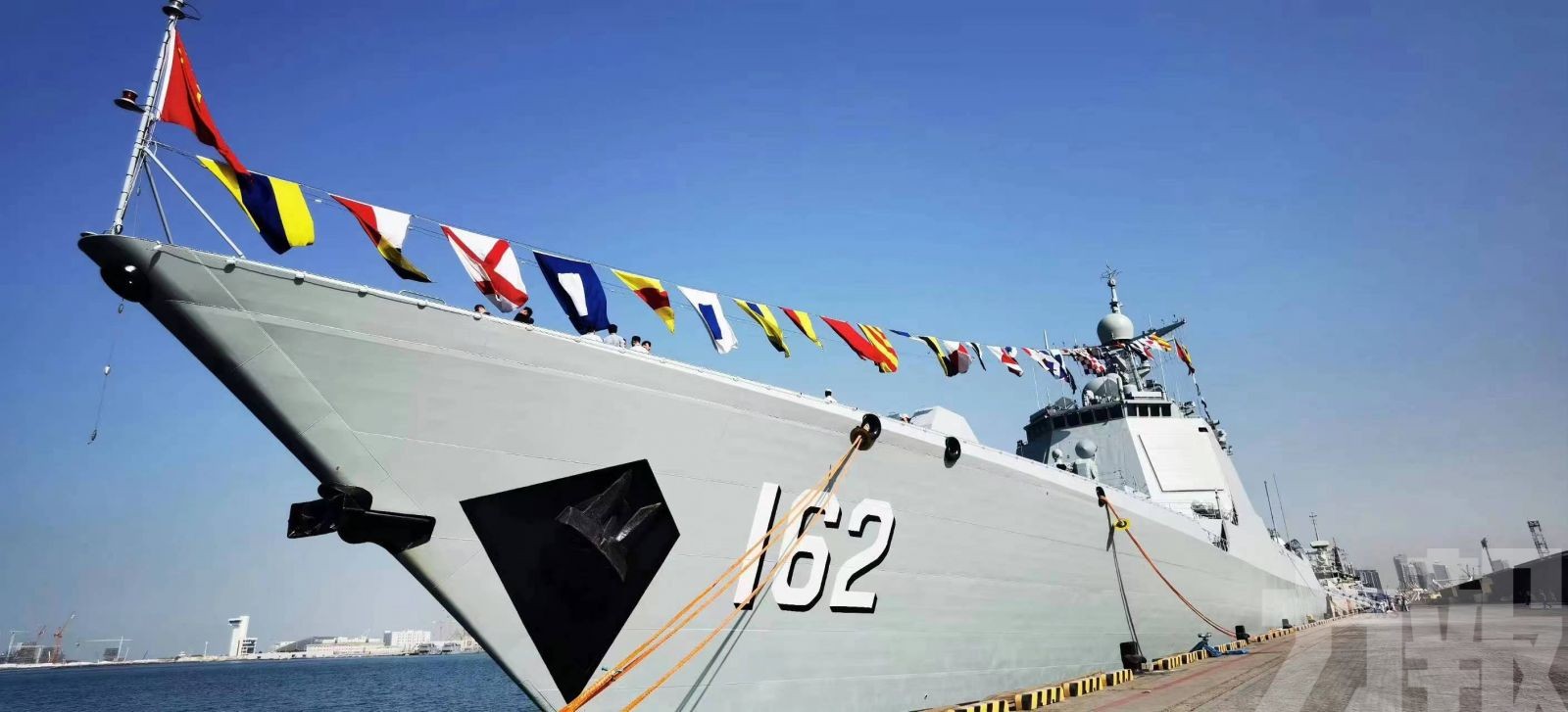 中國派海軍艦艇協助撤離當地中國人員