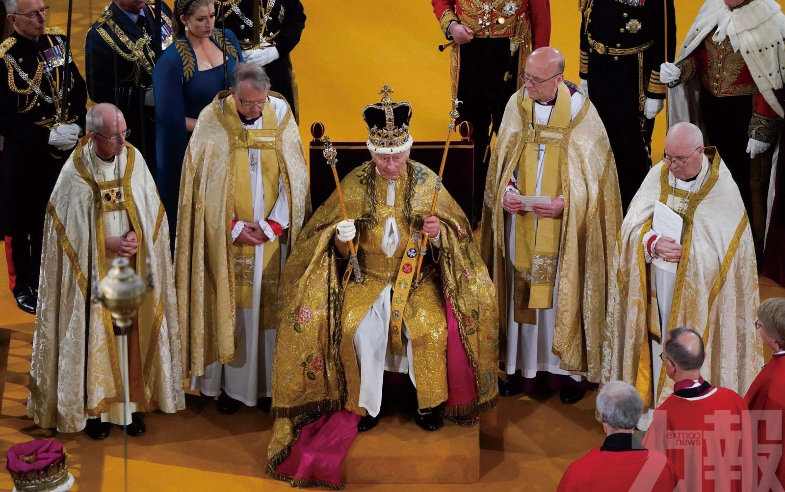 74歲查理斯三世加冕為英王