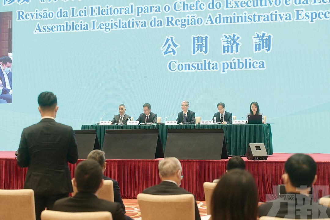 張司：特首選舉法爭取8月送立法會