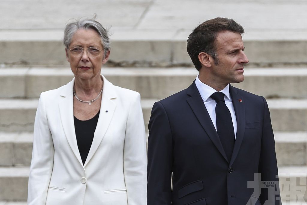 法國總理博爾內辭職獲接納