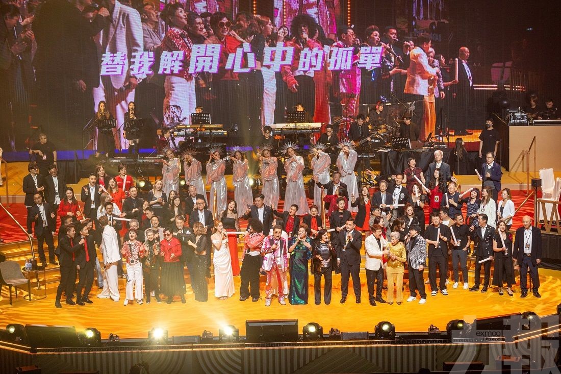 獲頒「全球最高齡華人至尊演出家榮耀大獎」