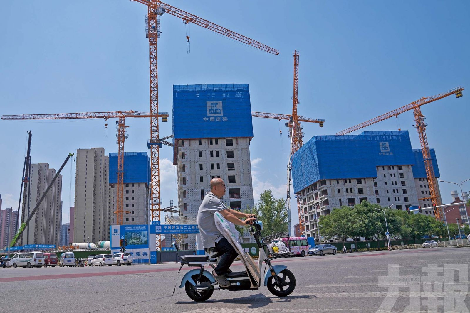 住建部今出招救房市