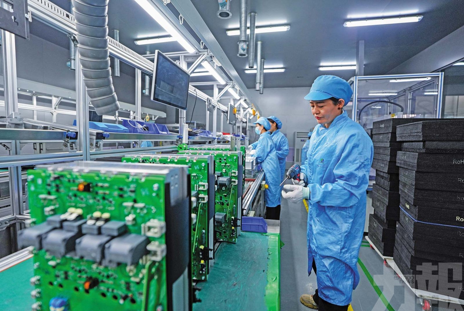 內地4月製造業再陷收縮