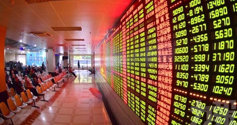 科技與消費股成主力