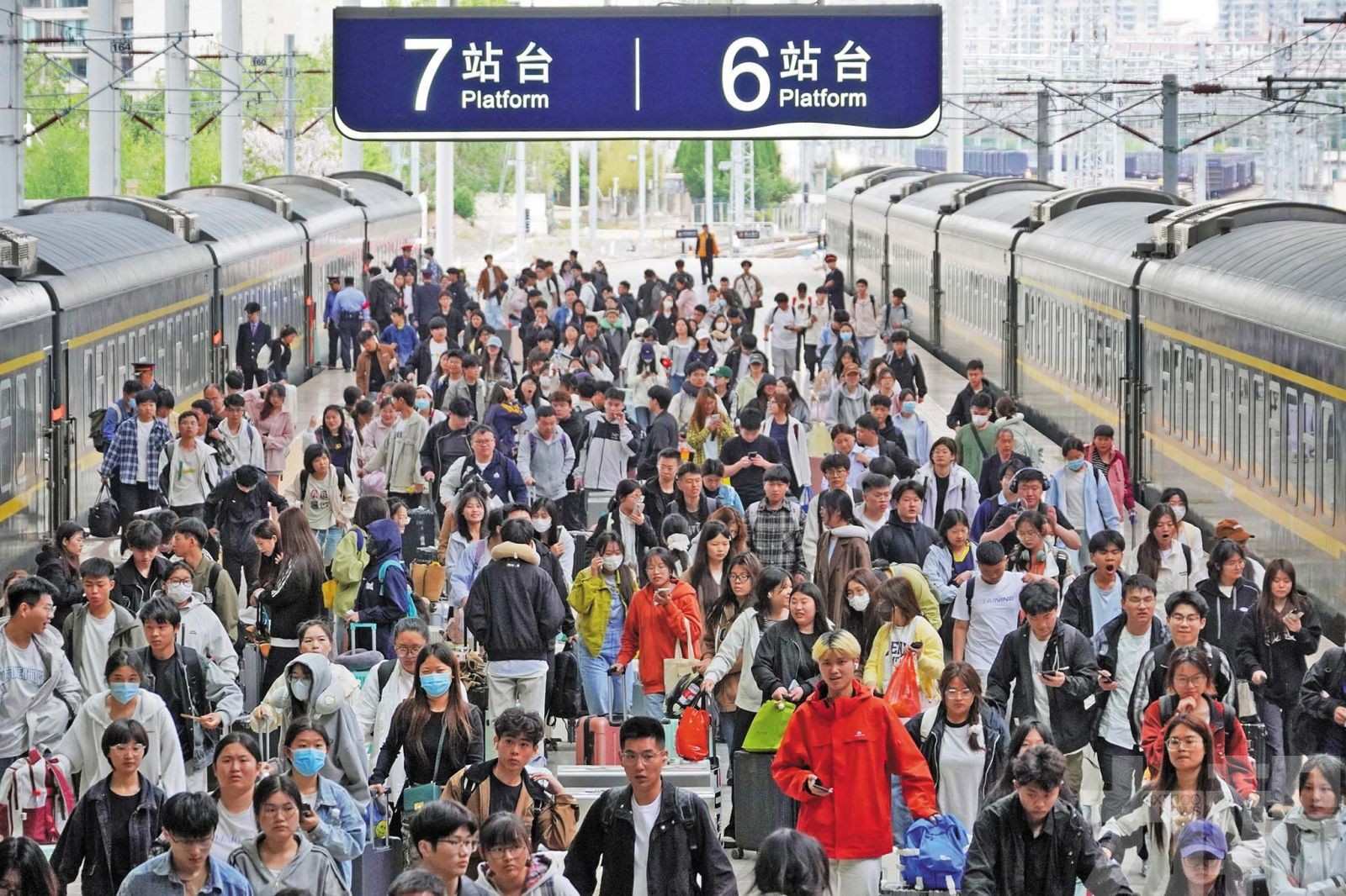 3.14億人次國內遊花費逾1,800億