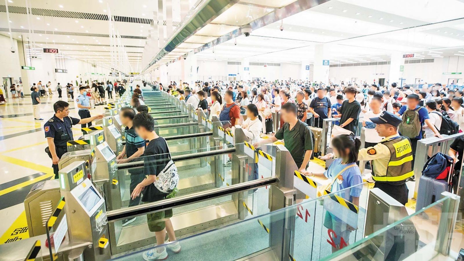 「北上」港澳單牌車超7.7萬輛次