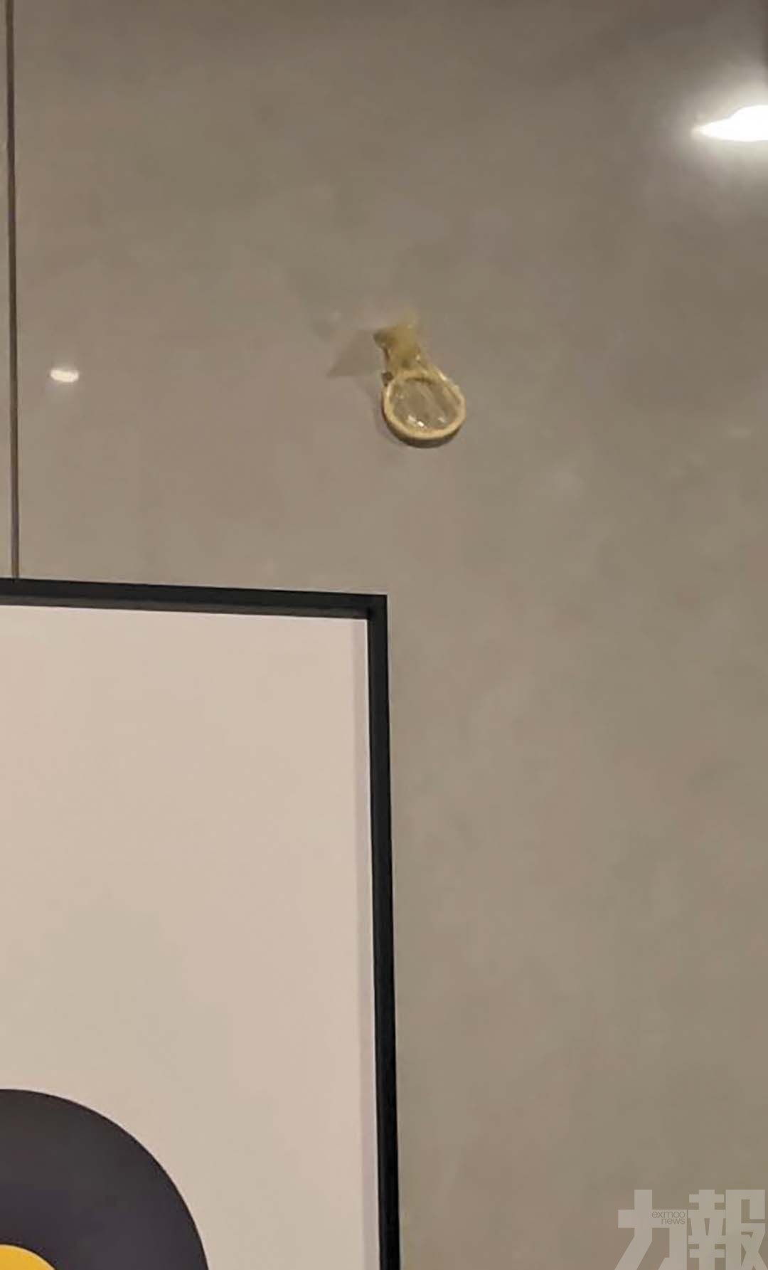 兩閨蜜江西住酒店被嚇傻