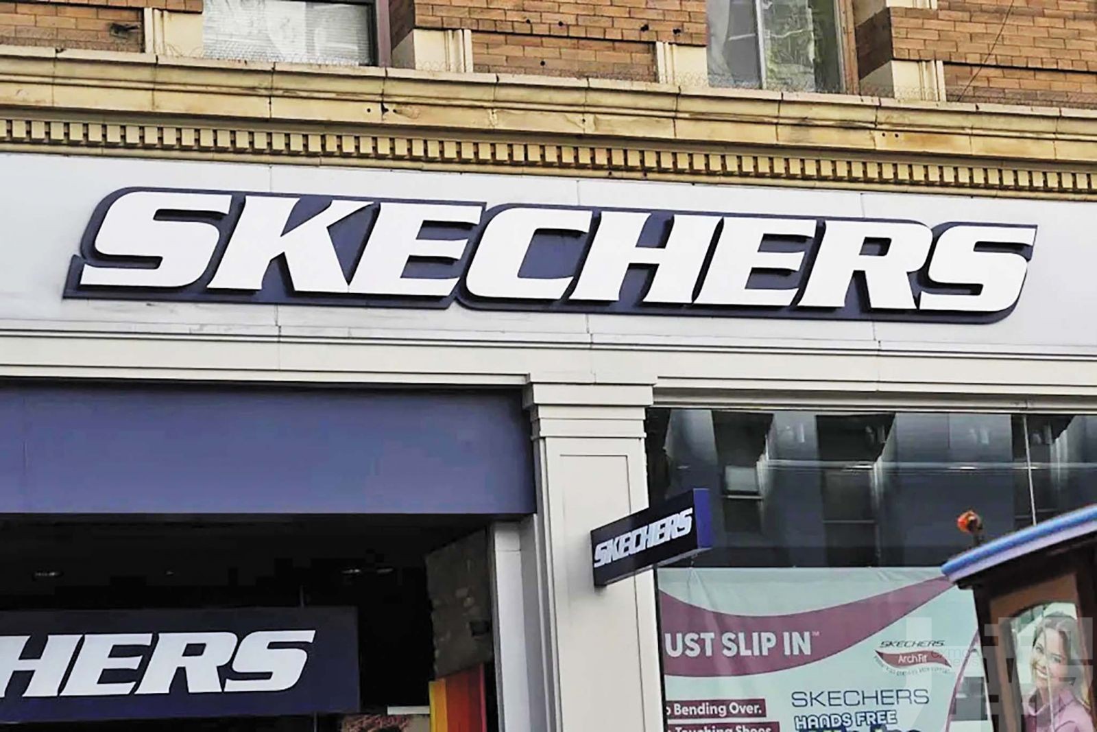 美知名球鞋品牌Skechers將私有化