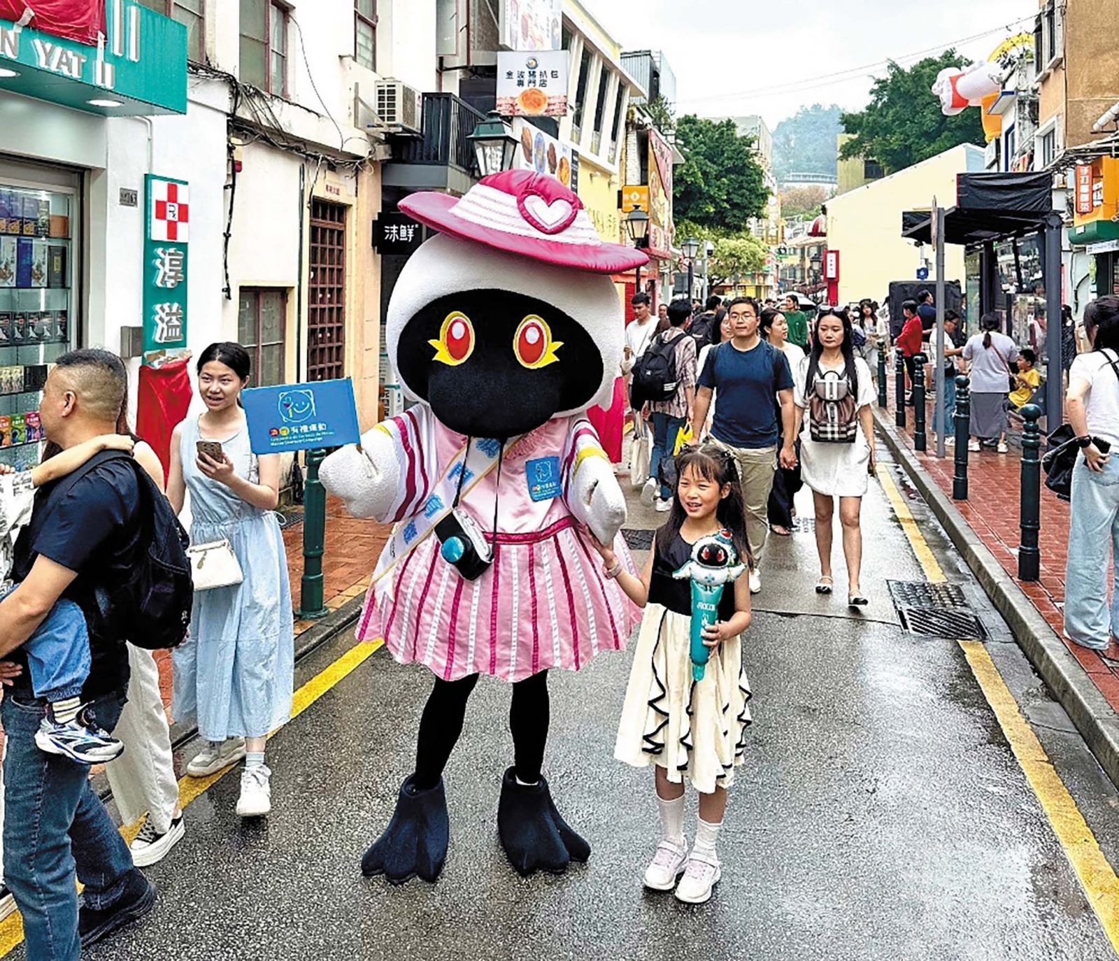 五一假期日均三萬人次到訪
