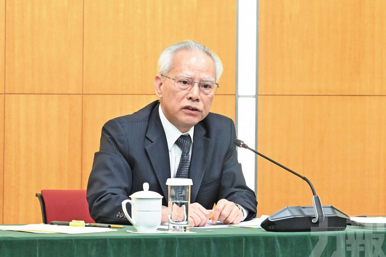 齊心協力促經濟多元發展