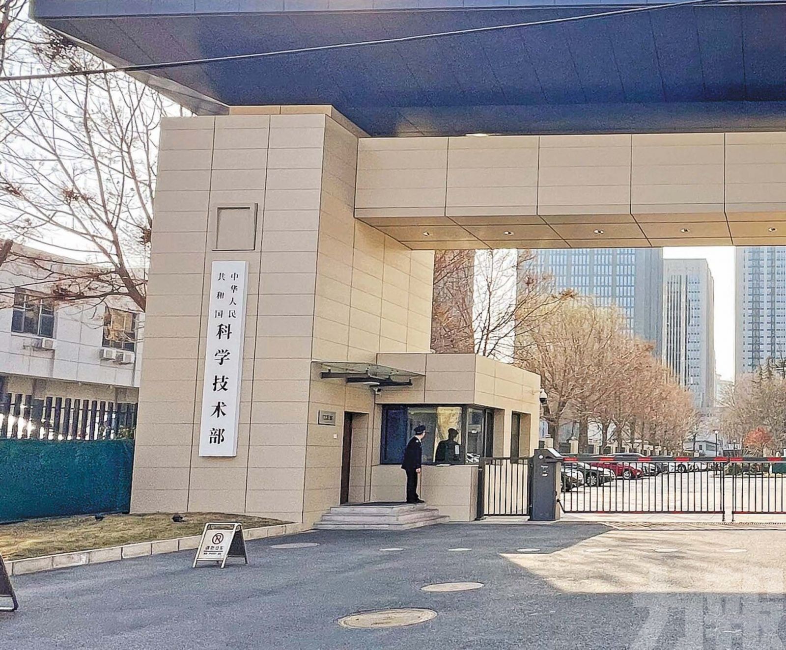 將對重大政策開展一致性審查