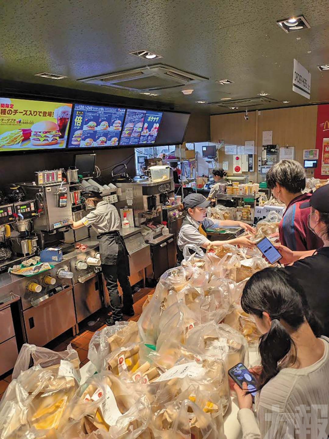 黃牛搶購玩具棄置大量餐點網震怒
