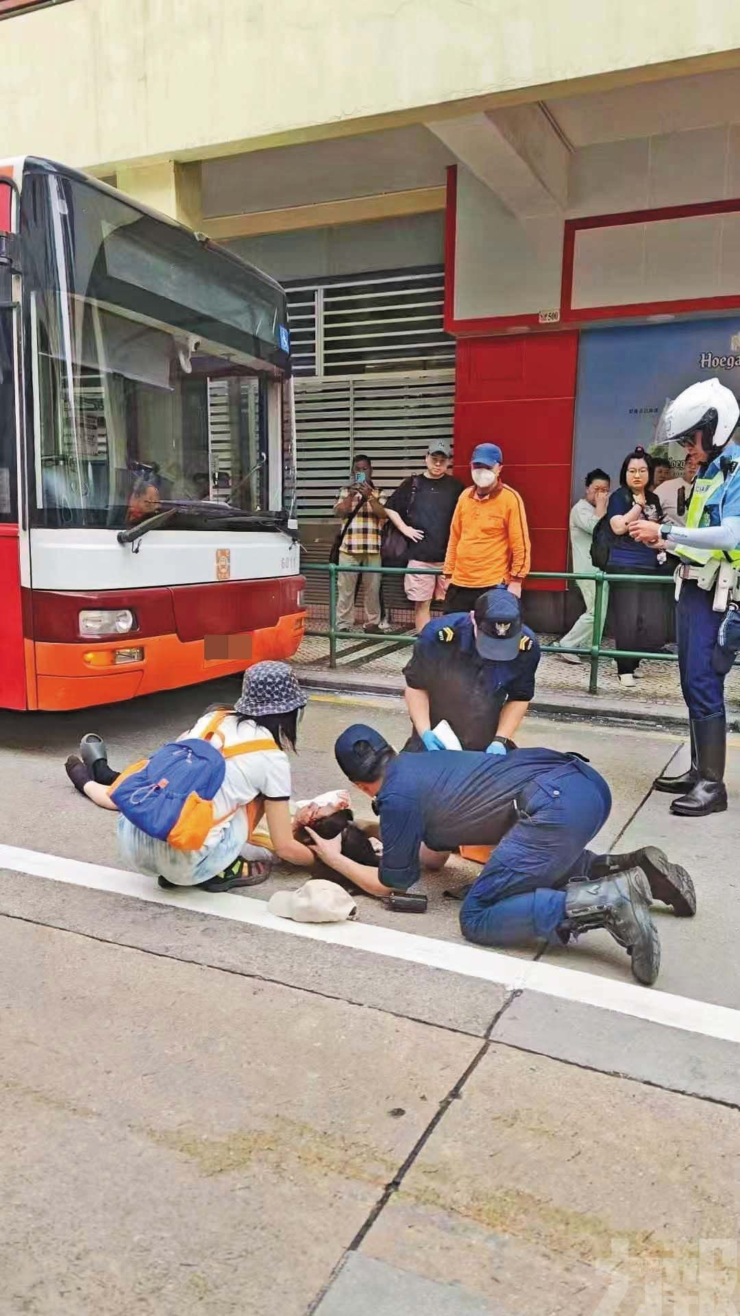 女童過斑馬線被撞送院